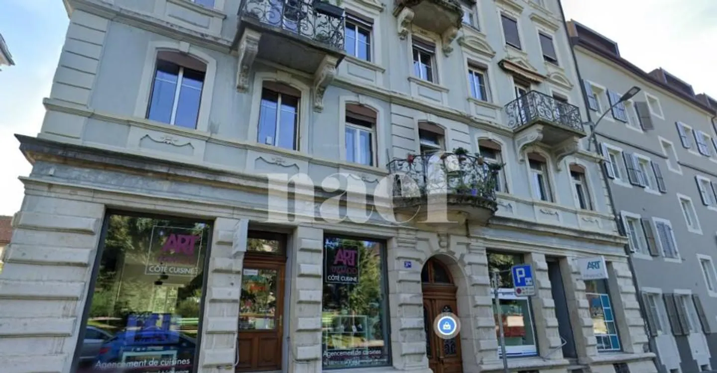 For rent magnificent spacious 5.5 room apartment - Photo 1 of 8