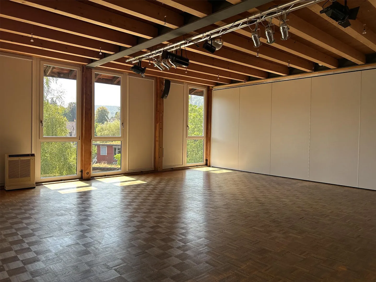 Commercial premises in a central location - Photo 9 of 29