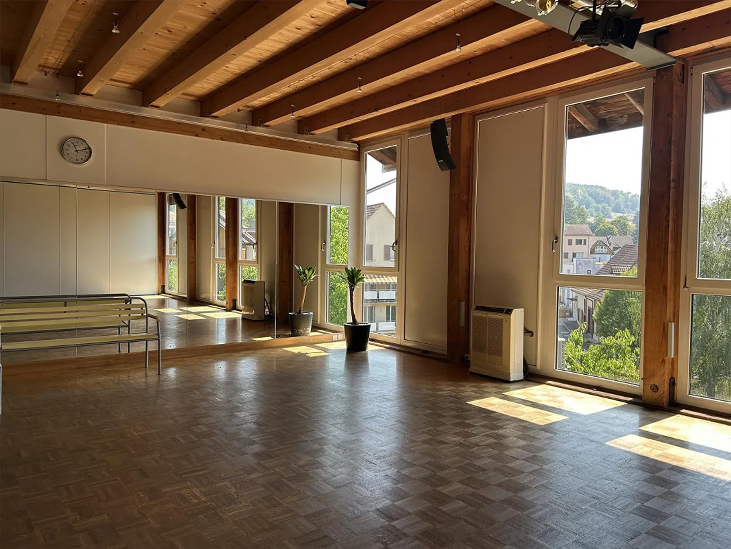 Commercial premises in a central location - Photo 10 of 29