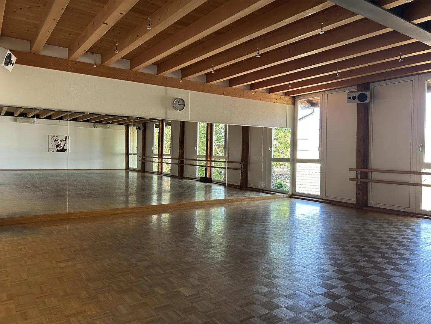 Commercial premises in a central location - Photo 14 of 29