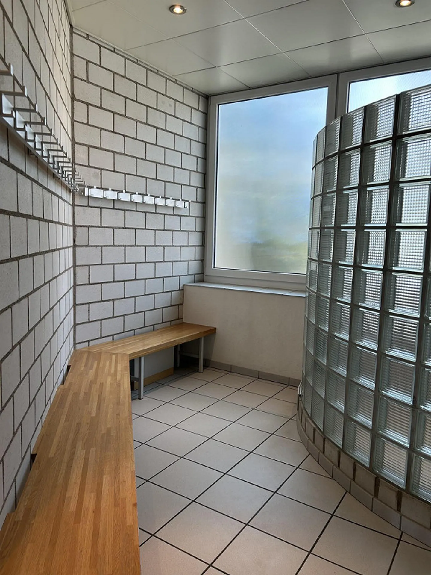 Commercial premises in a central location - Photo 28 of 29