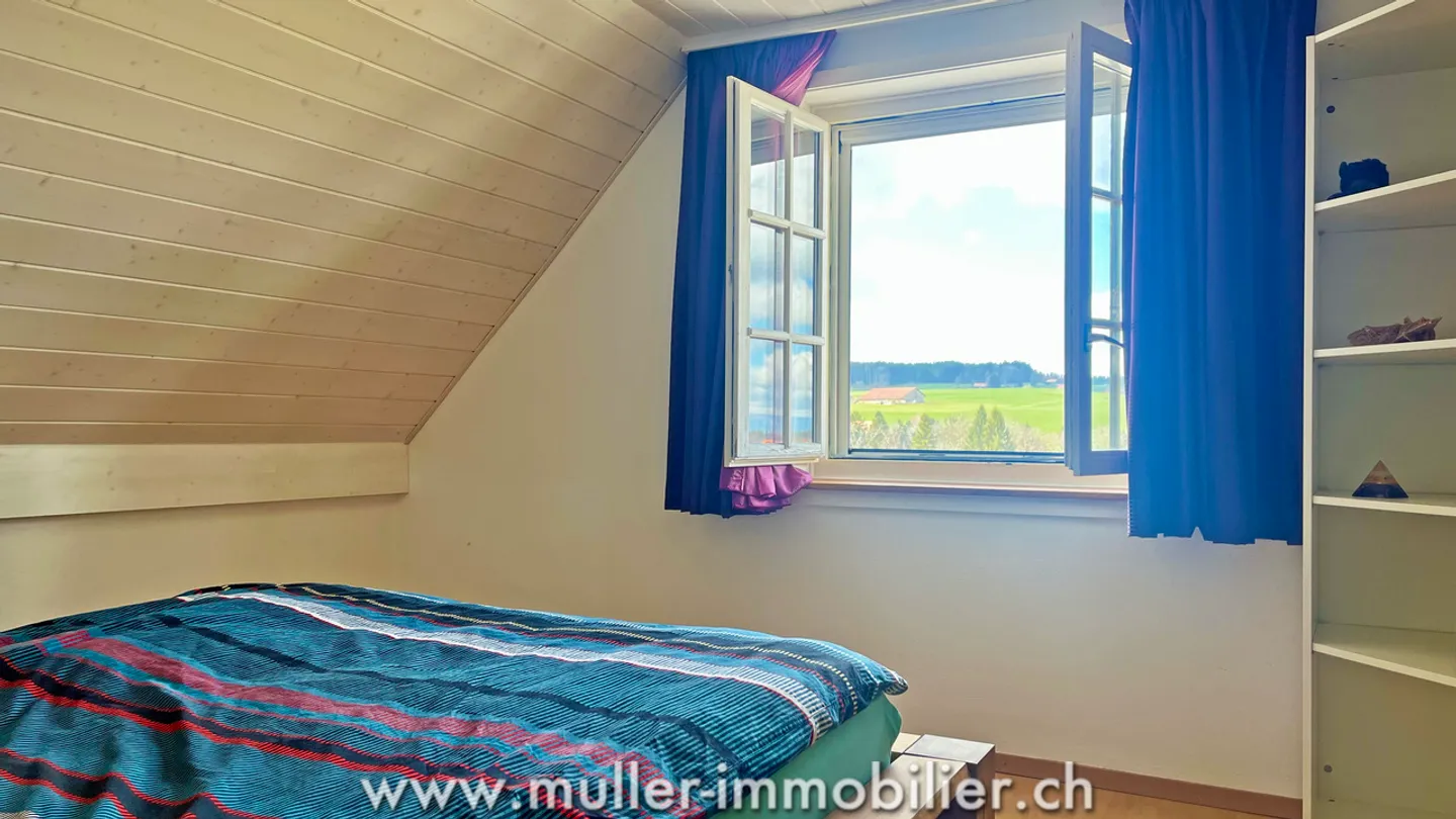 Große Villa mit 3 unabhängigen Wohnungen und Schaufenster - Foto 8 von 15