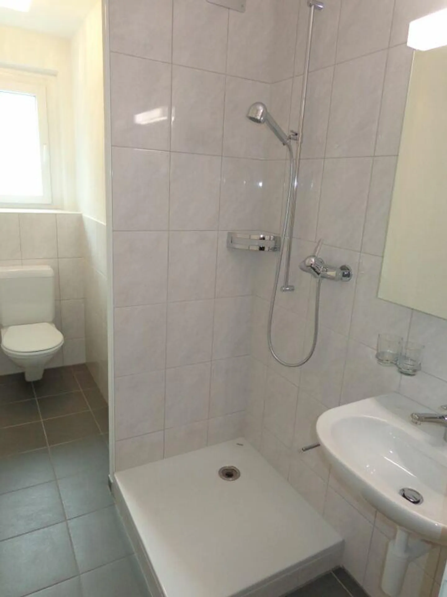 Appartamento Cooperativo in un Quartiere Tranquillo - Foto 7 di 9