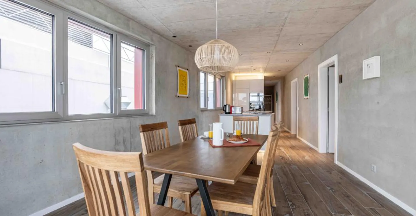 Appartement Premium en Rooftop de 2 Chambres avec Terrasse de 36 m² et Vue sur les Alpes - Crissier, L - Photo 3 sur 9