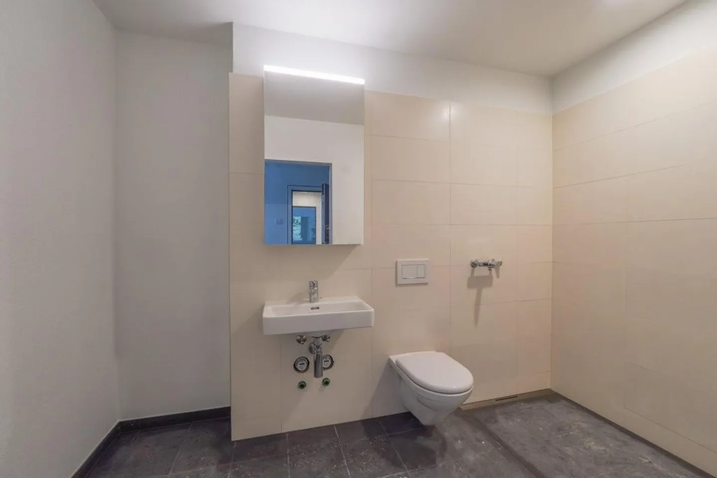 PRIMA AFFITTAZIONE A LIESTAL - ogni appartamento con la propria torre di lavaggio - Foto 4 di 4