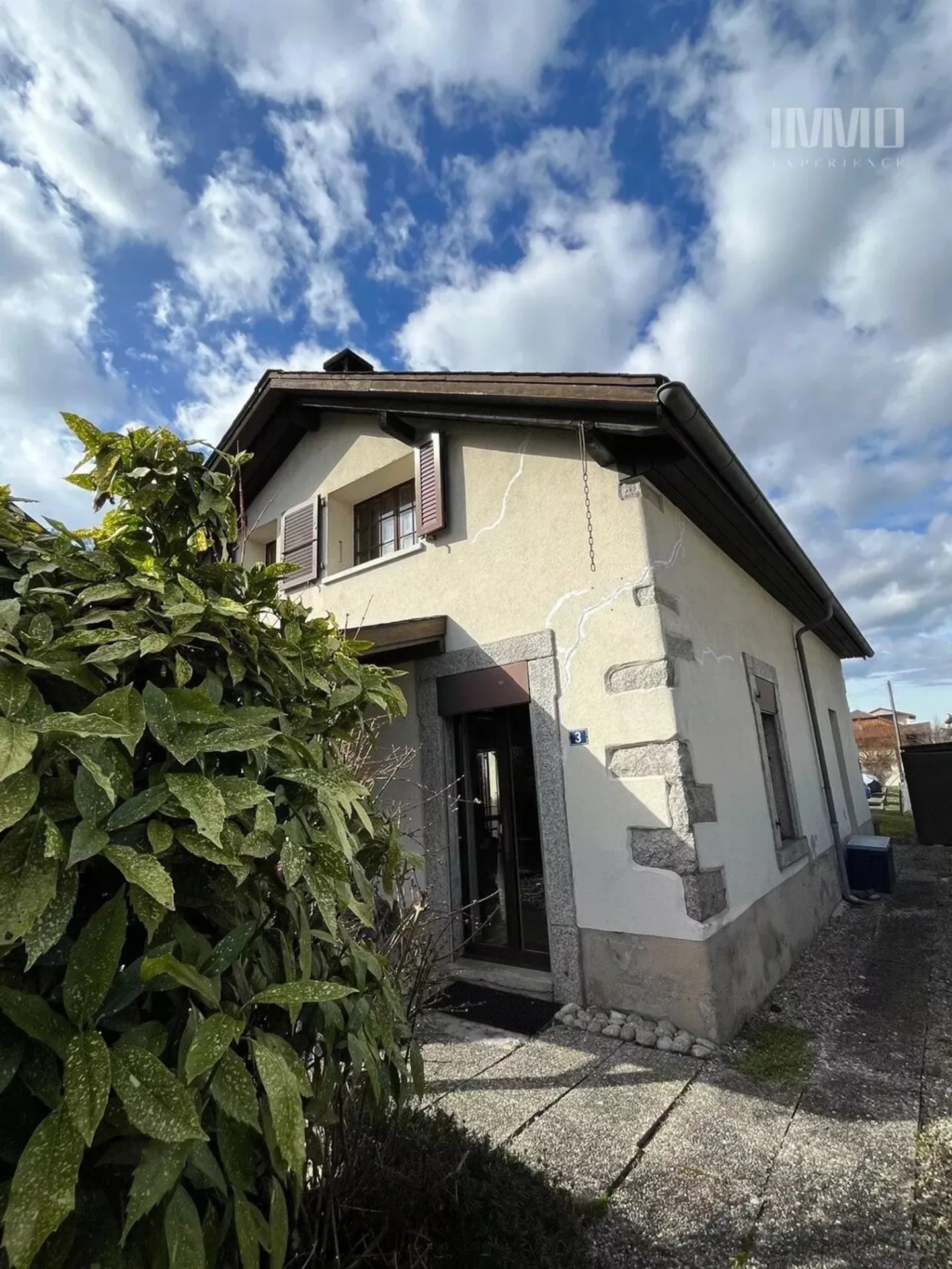 Charming individual village house - Photo 1 of 13