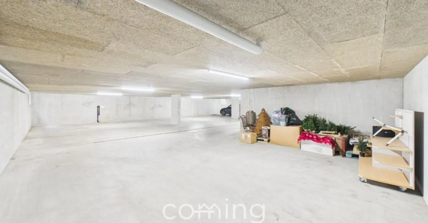Spazio commerciale a Niederbipp - 455 m² per IT, auto d'epoca, magazzino o commercio - Foto 7 di 12
