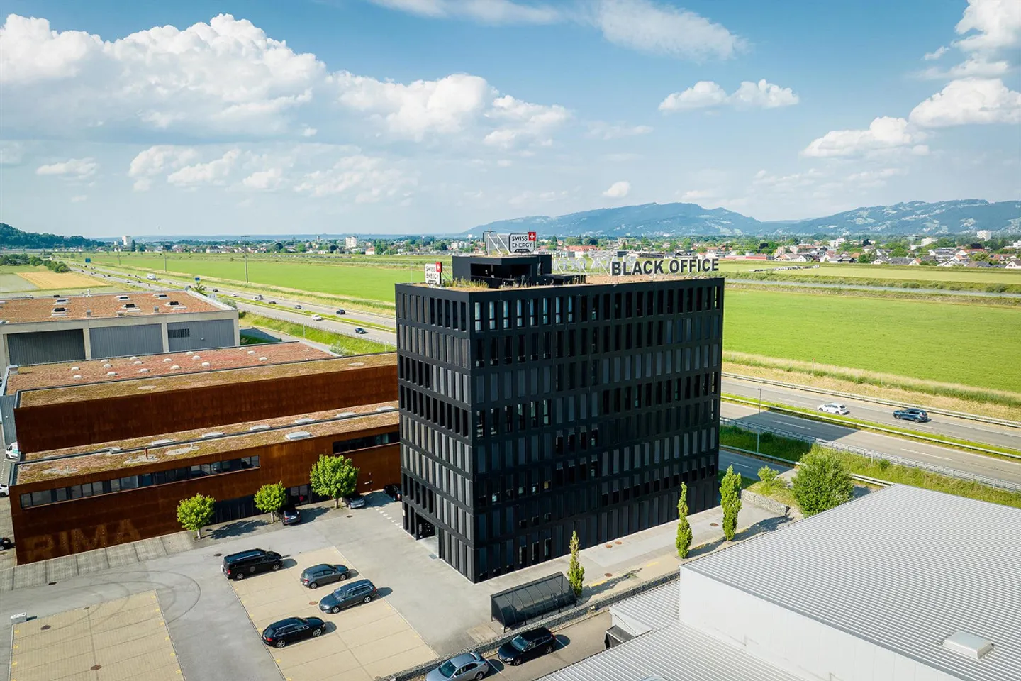 Uffici completamente attrezzati nell'ambita area Viscose - da 250 m2 - Foto 1 di 11