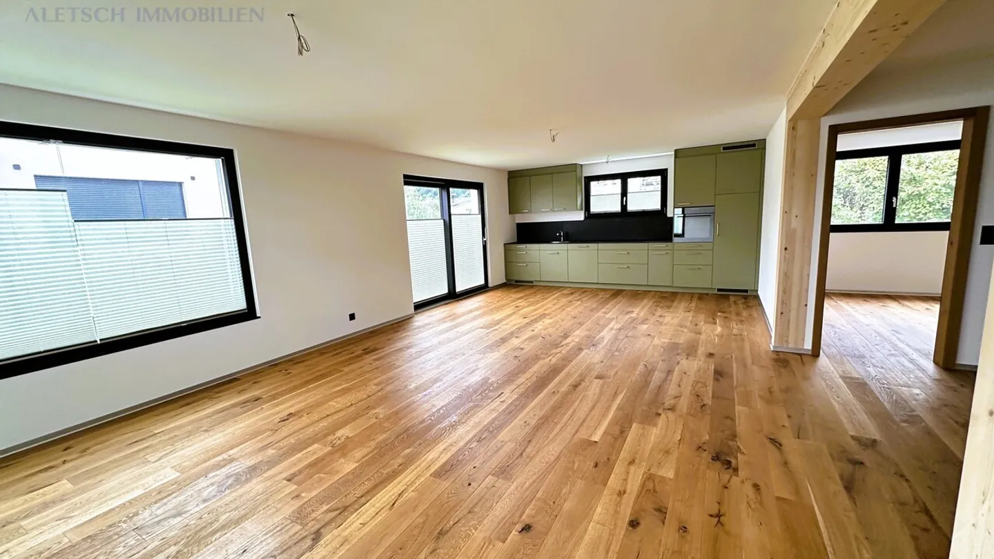 Maison individuelle neuve à Susten - moderne, conviviale, proche de la nature - Photo 5 sur 14
