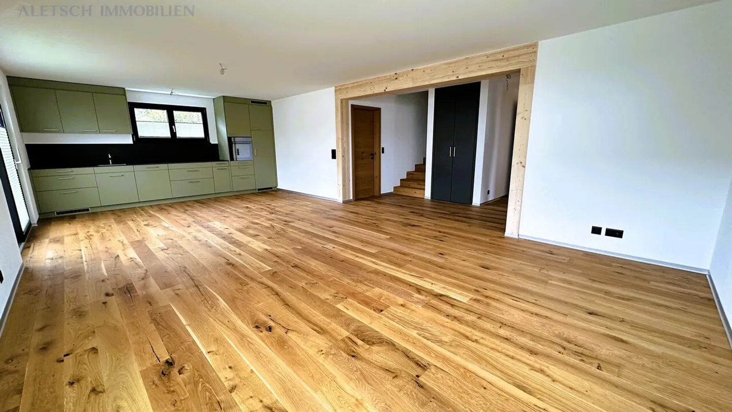 Maison individuelle neuve à Susten - moderne, conviviale, proche de la nature - Photo 6 sur 14