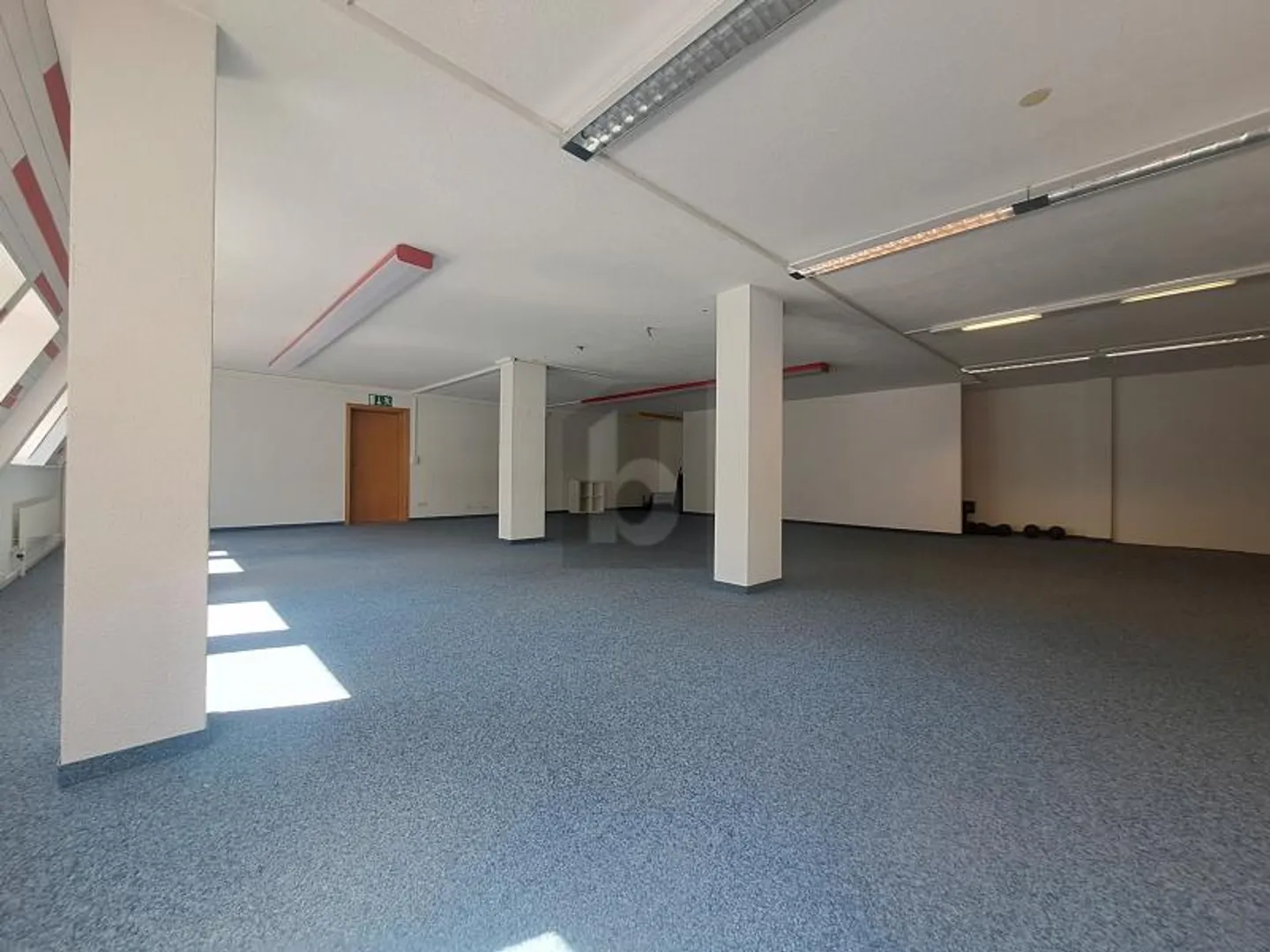 Gewerbe mieten - Foto 1 von 4