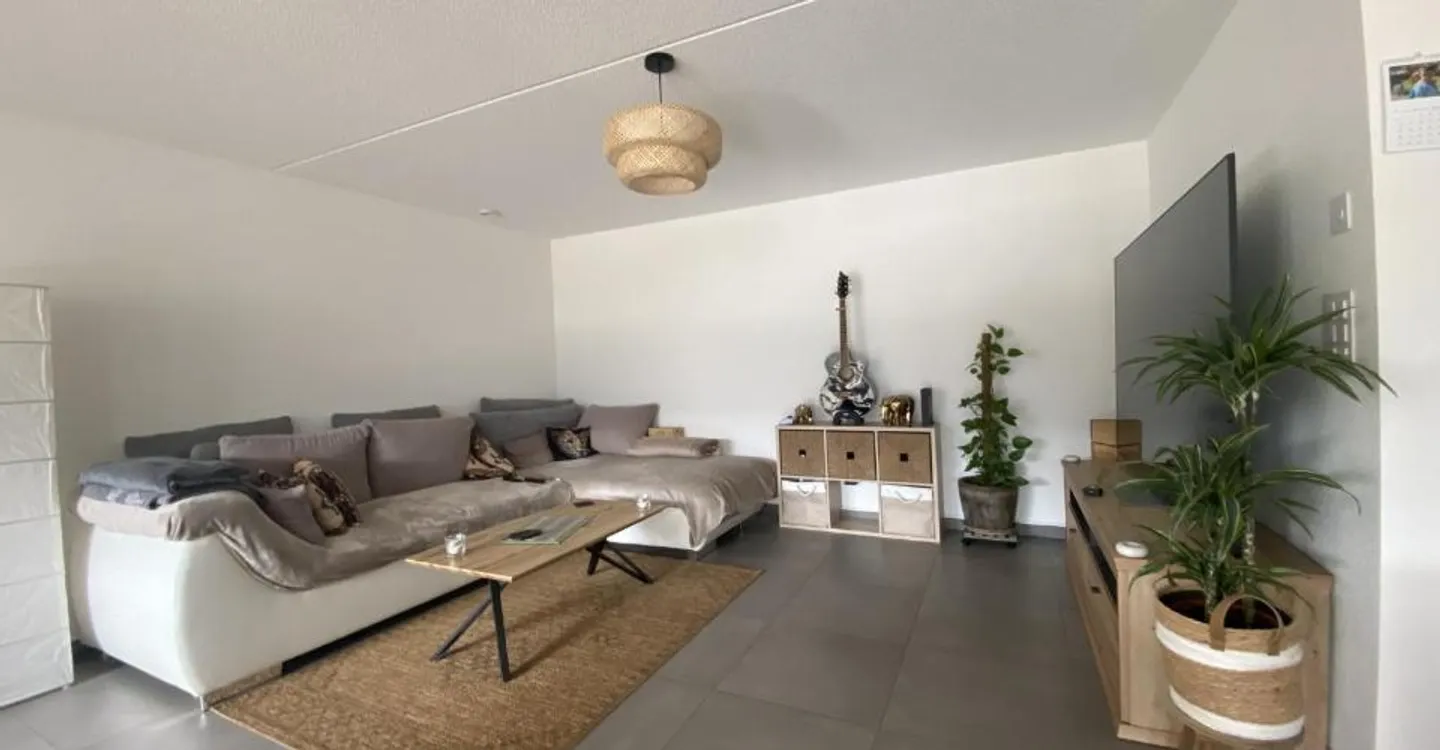 Appartement moderne avec terrasse - Photo 10 sur 12