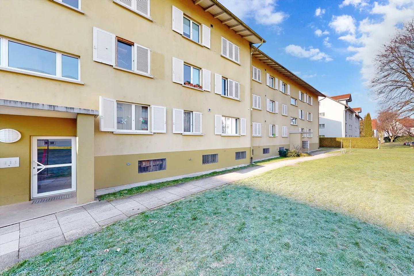 Elegant living in a sunny location! - Photo 1 of 5