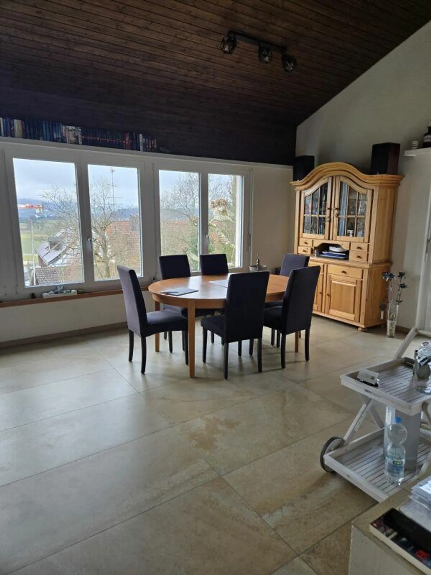 Casa unifamiliare con giardino - Foto 9 di 19