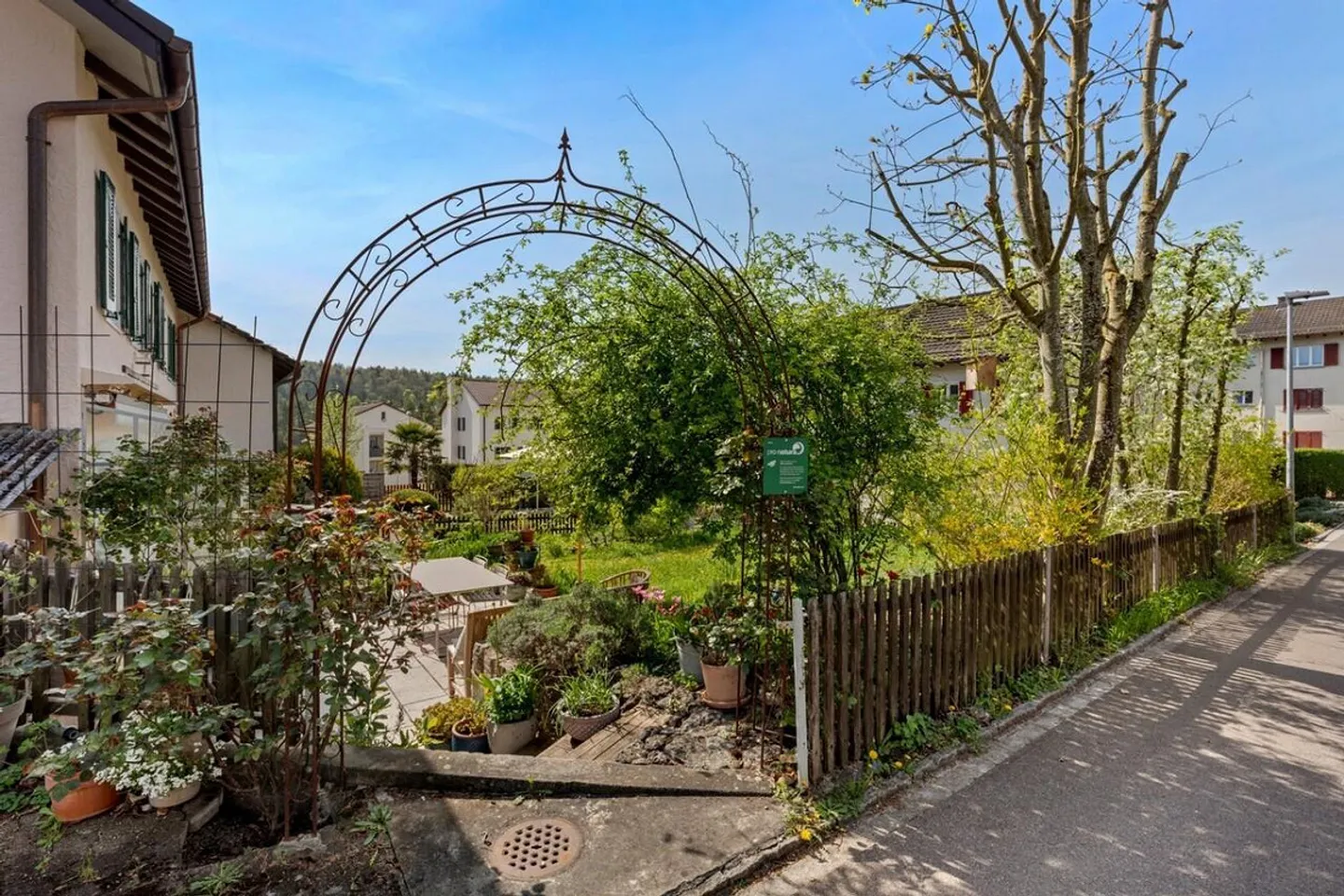 Charmantes Reihenfamilienhaus mit Garten - Foto 3 von 16