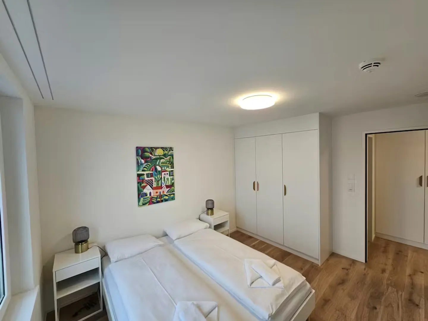 Modern Apartment in Zürich - Photo 3 of 10