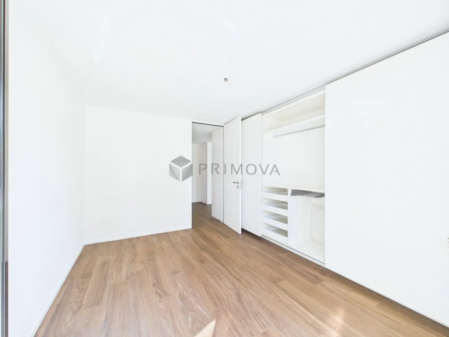 Vita di giardino di lusso - urbanamente connesso, vicino alla natura a Eglisau - Foto 7 di 14