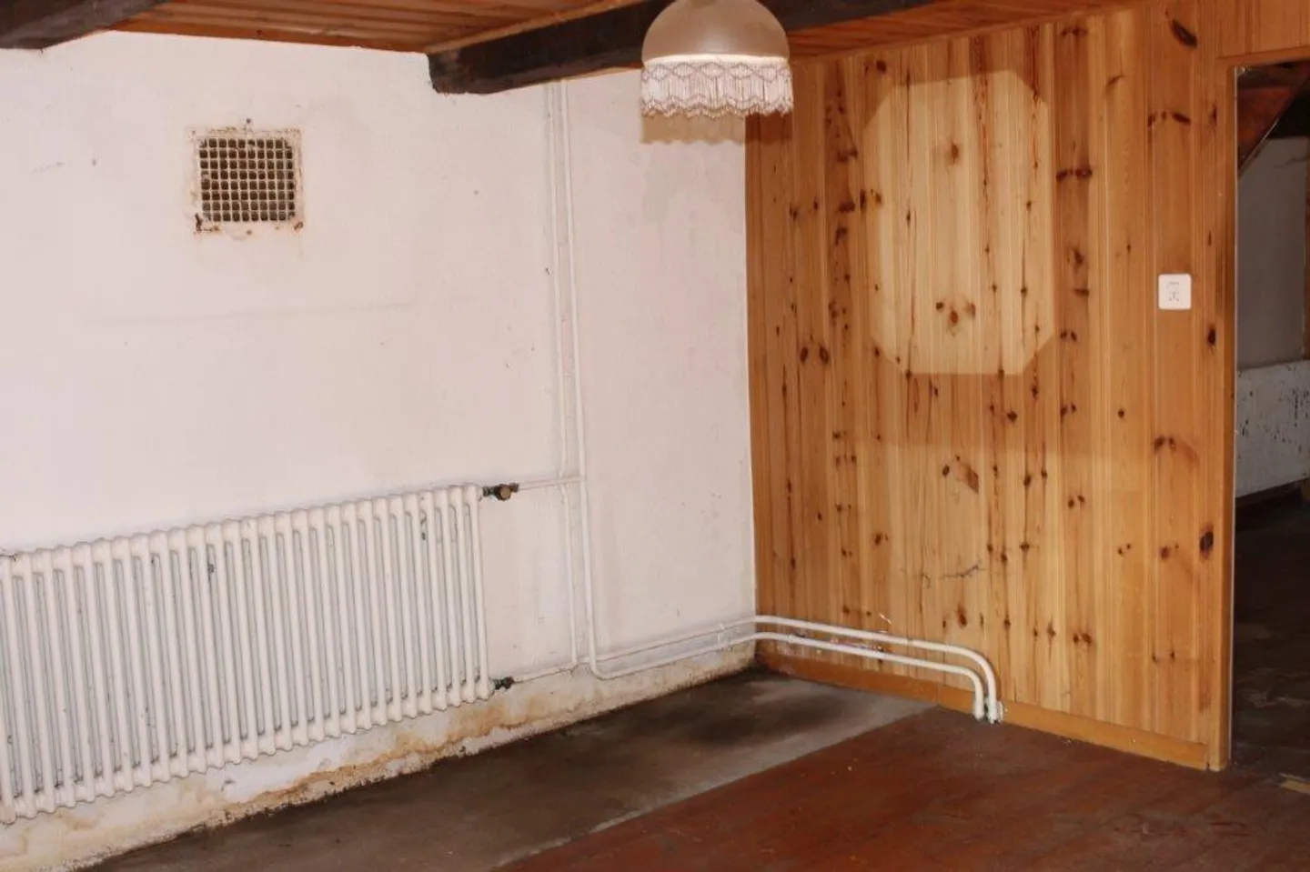 Casa da ristrutturare a Spruga - Foto 8 di 20