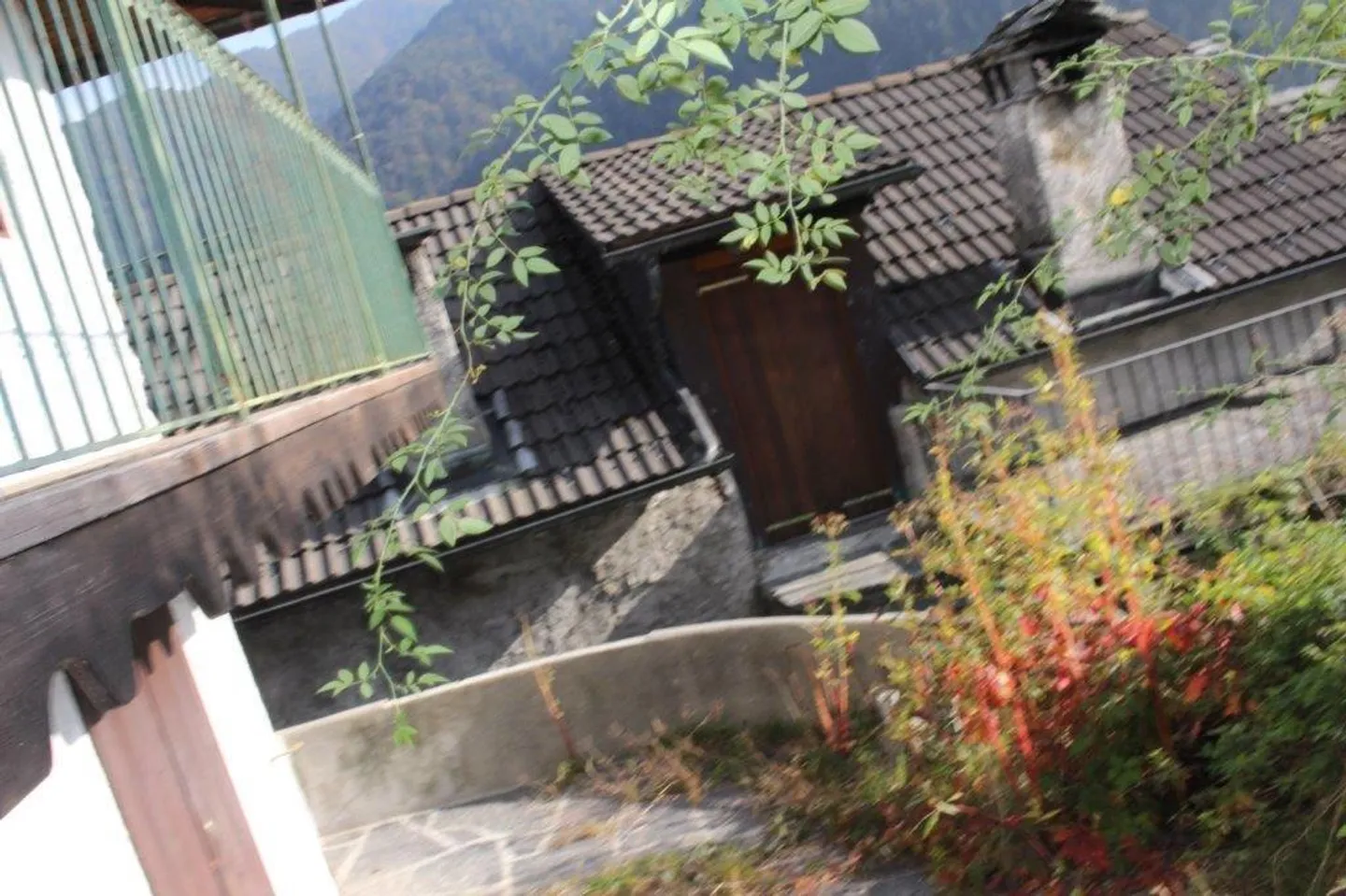 Casa da ristrutturare a Spruga - Foto 15 di 20
