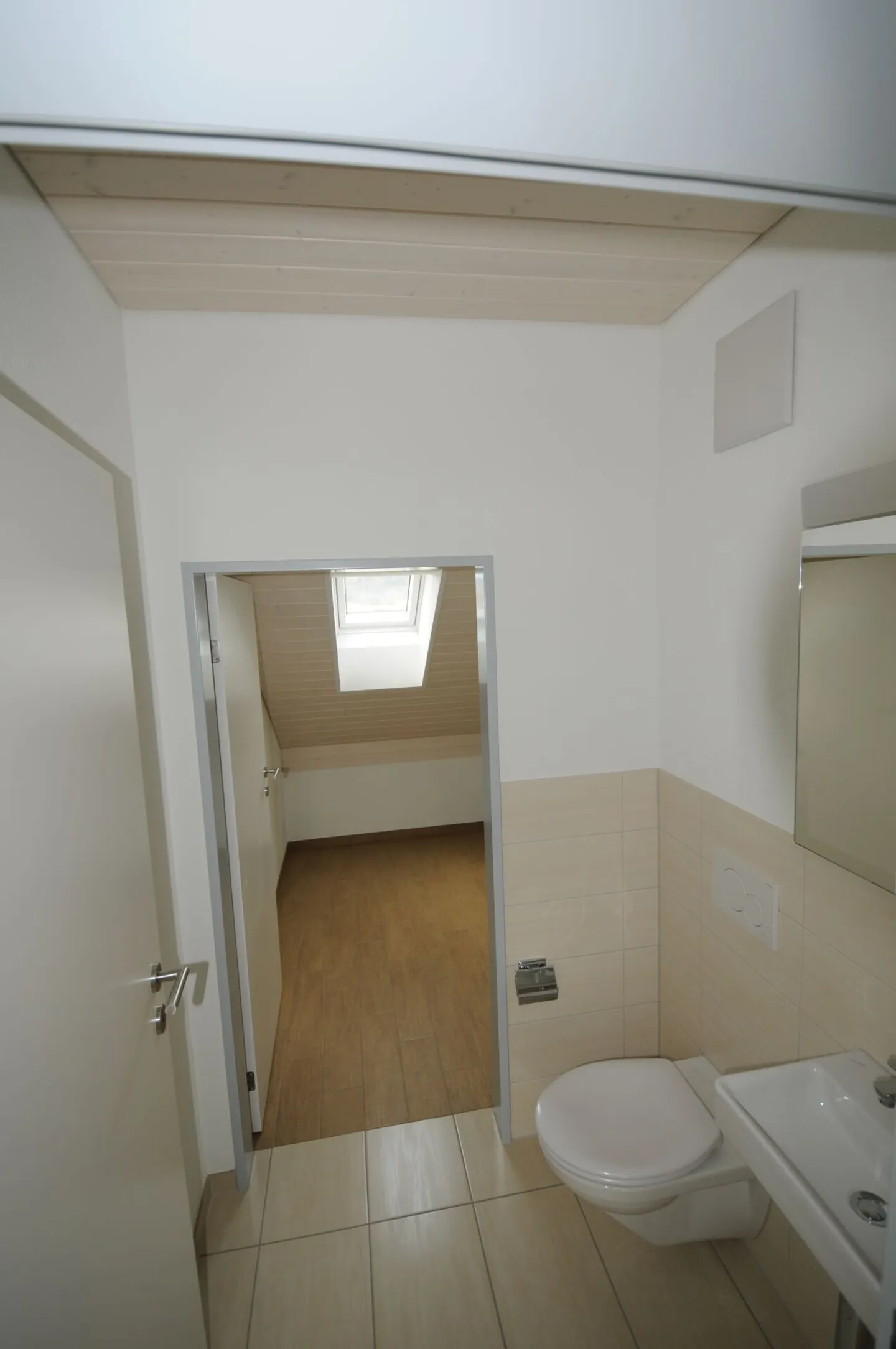 Magnifique appartement en attique de 2,5 pièces - Votre nouveau chez-vous ! - Photo 8 sur 8