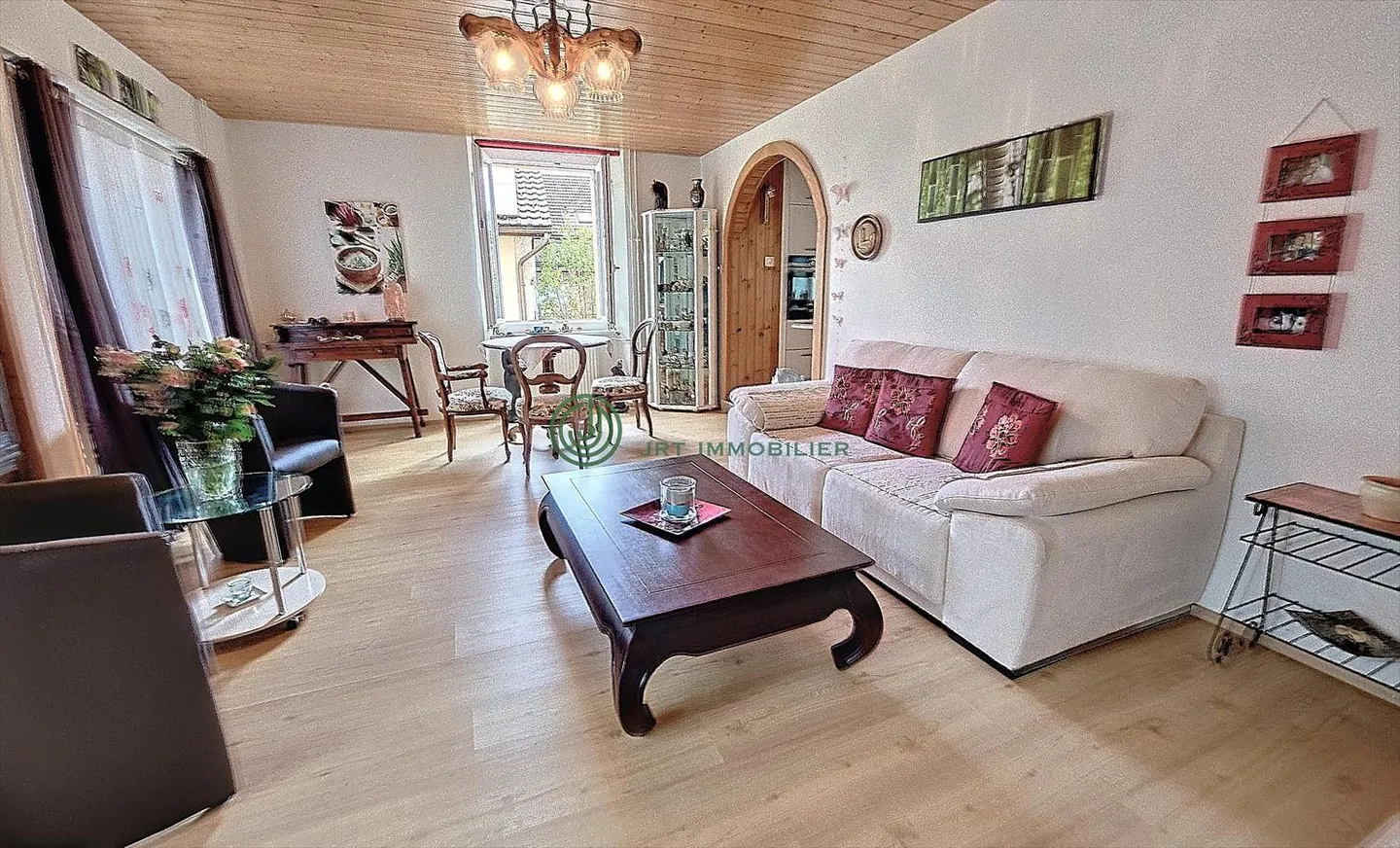 Grande casa di villaggio, confortevole e spaziosa  Prezzo interessante - Buttes (N - Foto 2 di 11