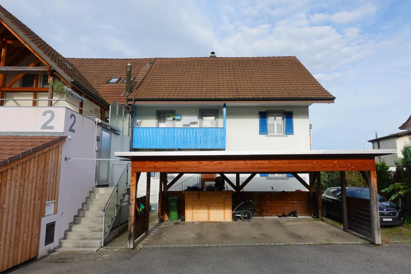 Casa bifamiliare a 7 vani con riserva di ampliamento, residenza tranquilla a Tägerig - Foto 3 di 11