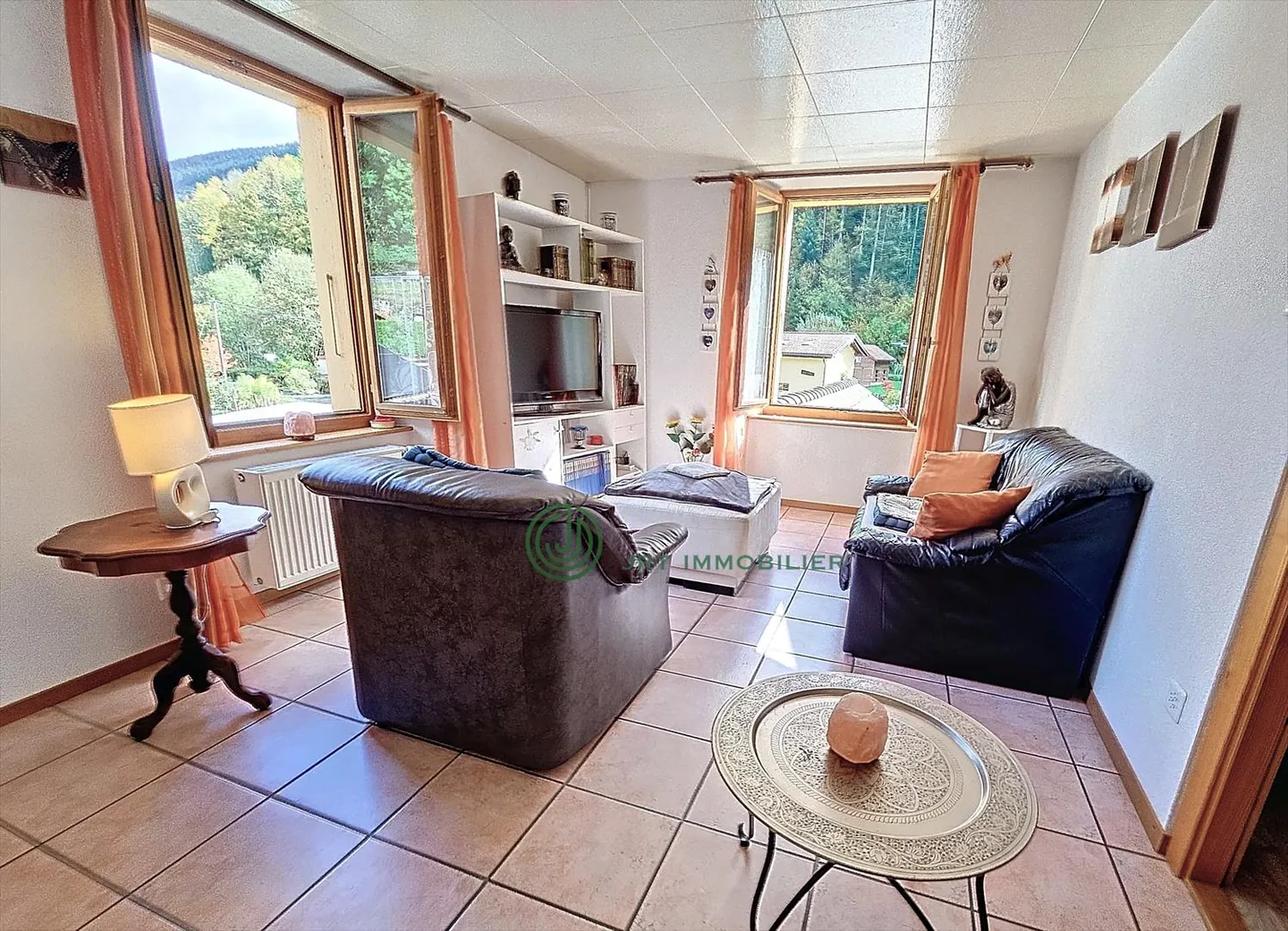 Grande casa di villaggio, confortevole e spaziosa  Prezzo interessante - Buttes (N - Foto 3 di 11