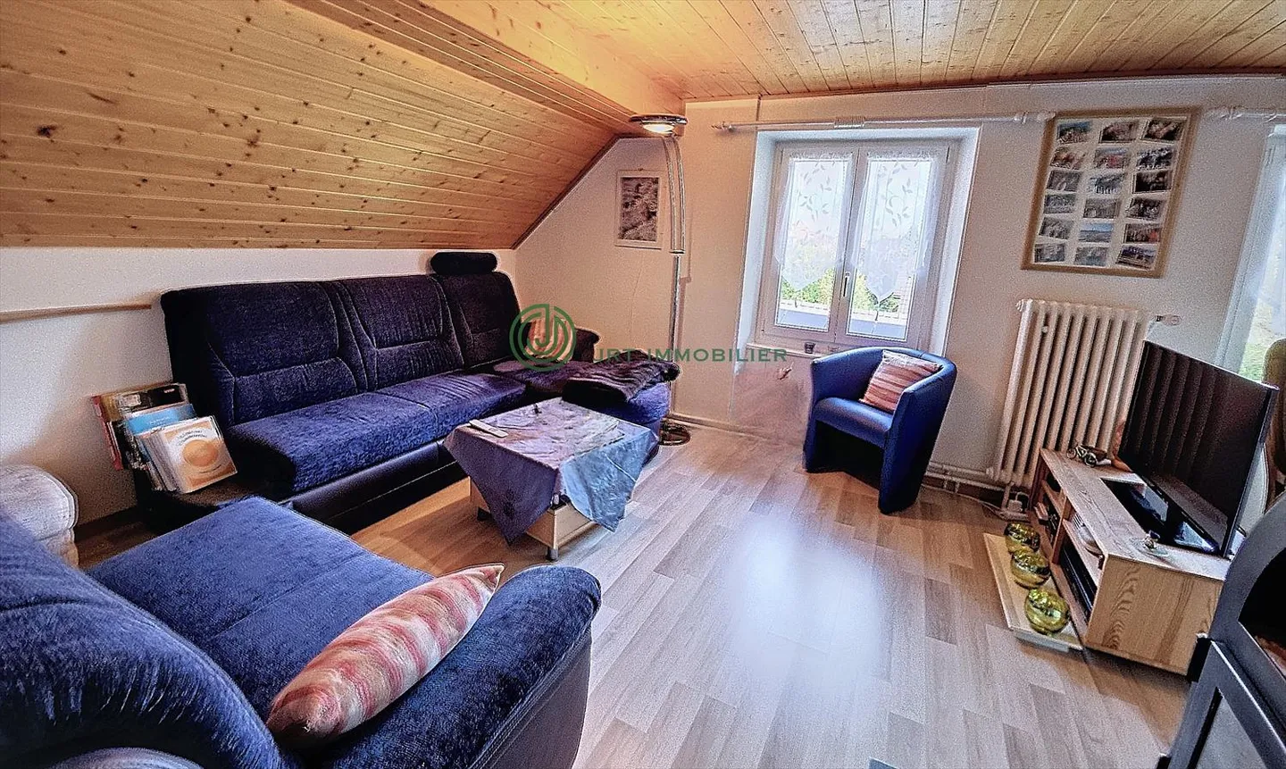 Grande casa di villaggio, confortevole e spaziosa  Prezzo interessante - Buttes (N - Foto 4 di 11