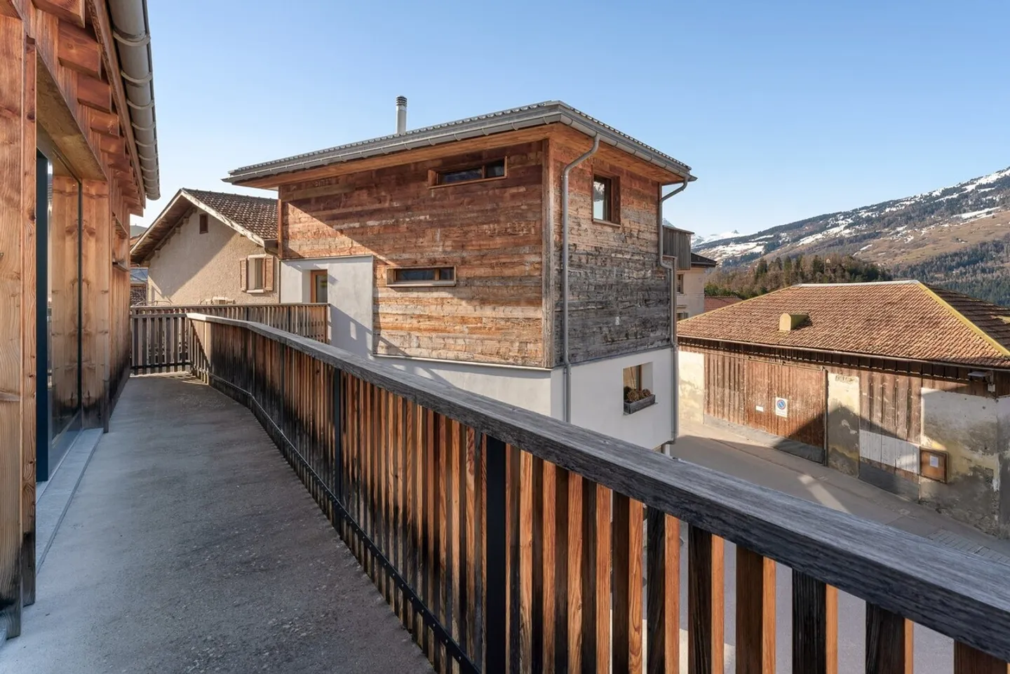 Living between tradition and modern architecture - Photo 13 of 13