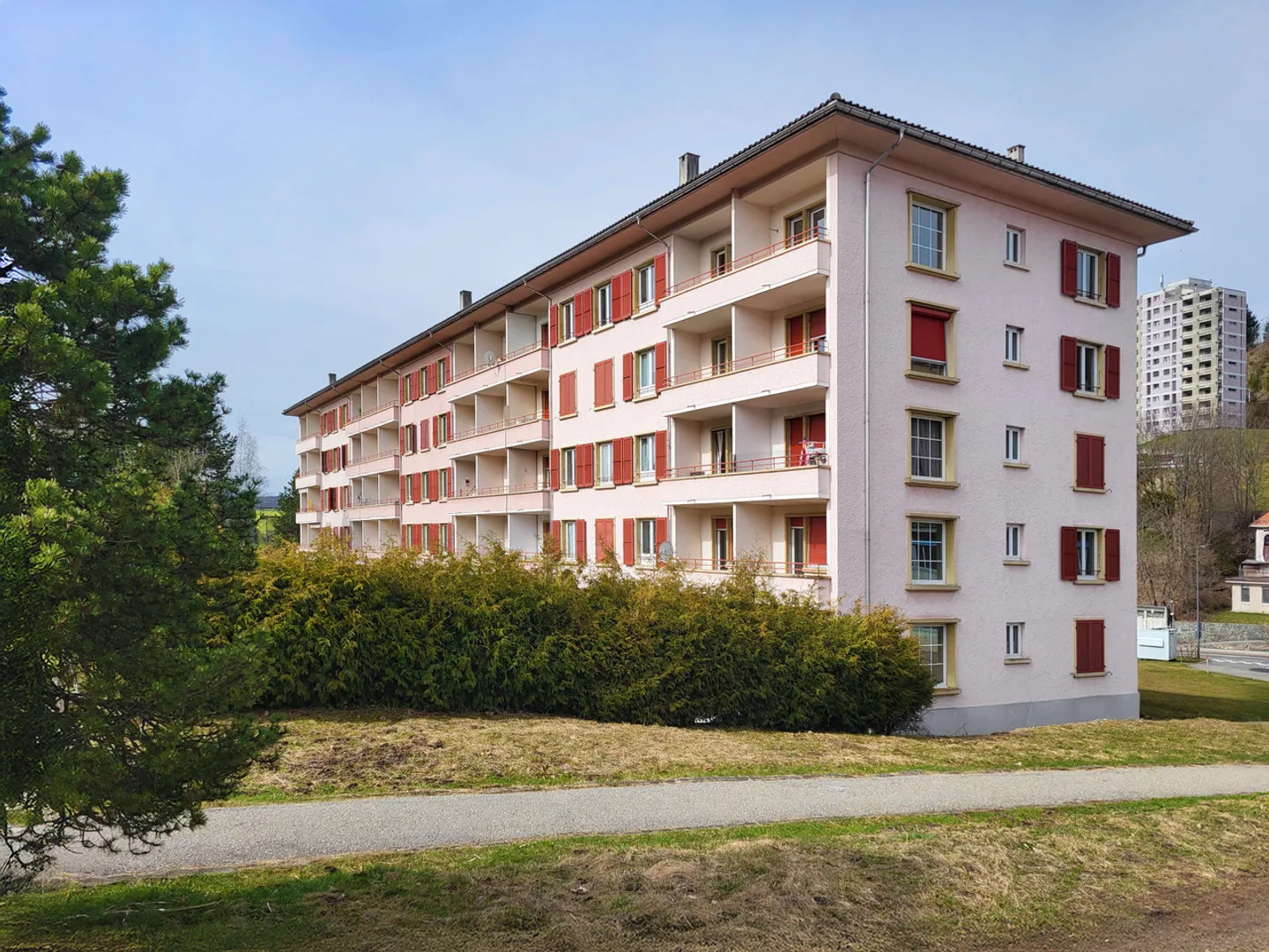 Immeuble de rendement – 15 appartements – Le Locle - Photo 4 sur 15