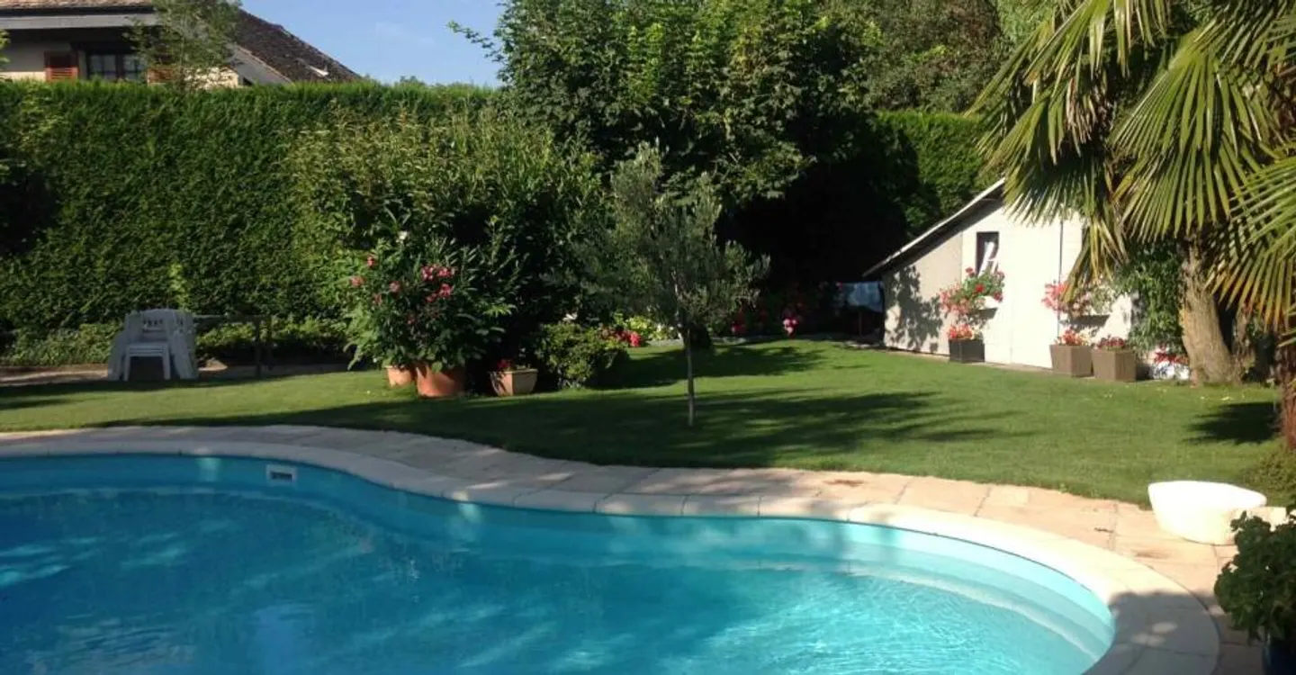 Charmante Villa Jumelle avec Piscine - Photo 2 sur 4
