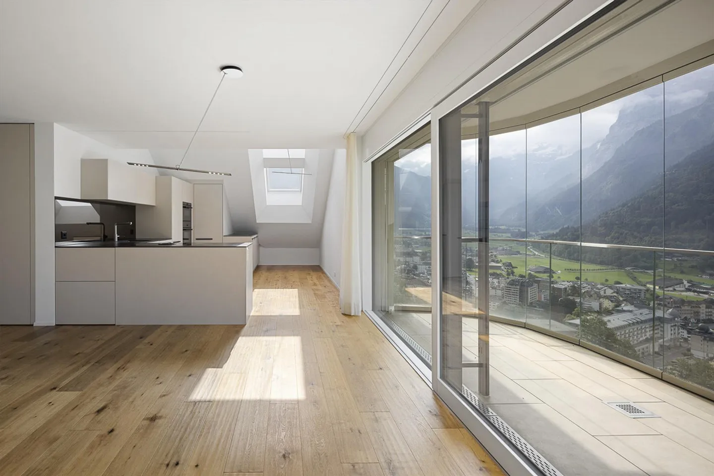Vivre en hauteur avec vue – unique et durable - Photo 4 sur 16