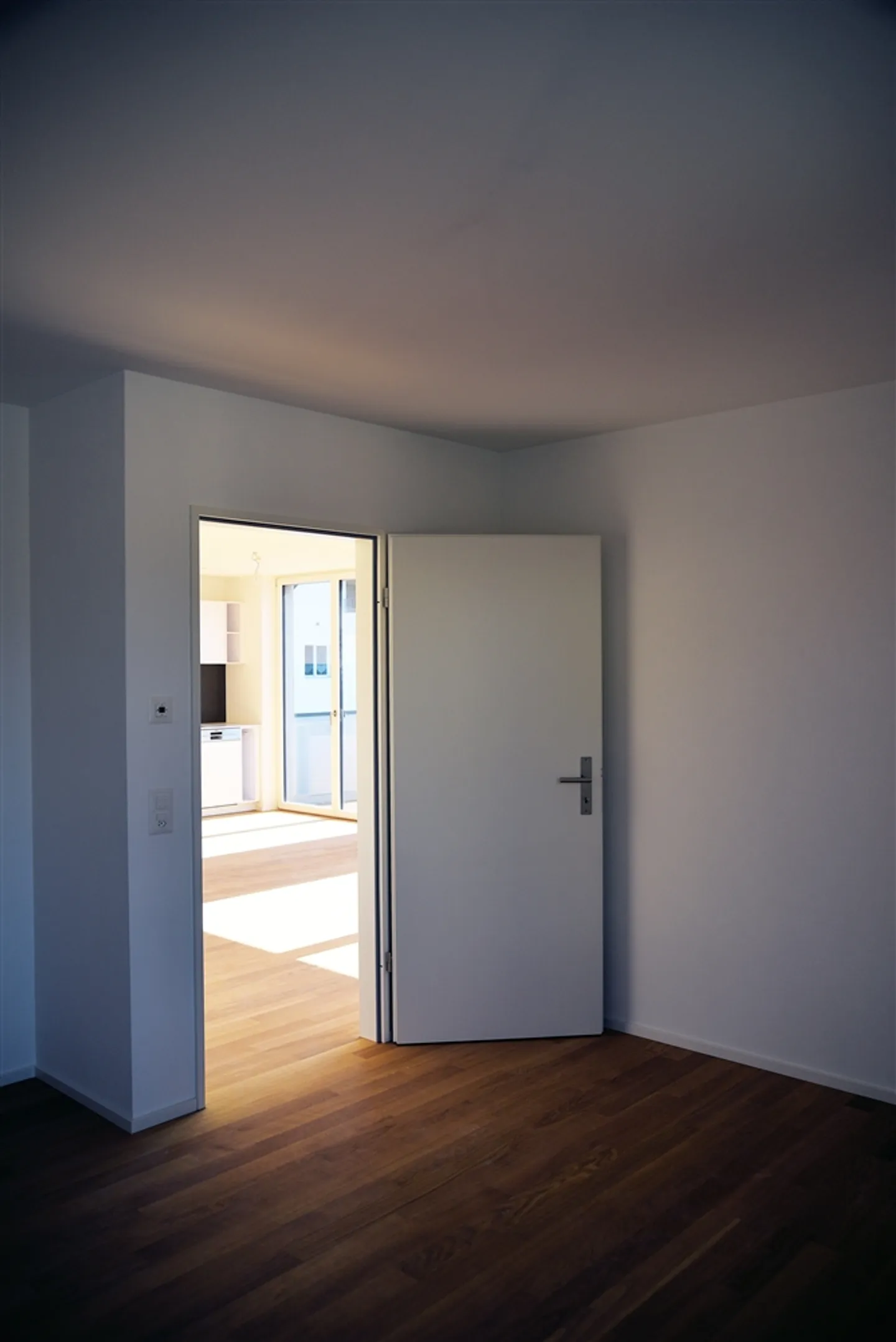 Appartement moderne de 3.5 pièces avec grand balcon - N° 1.6 - Photo 3 sur 9