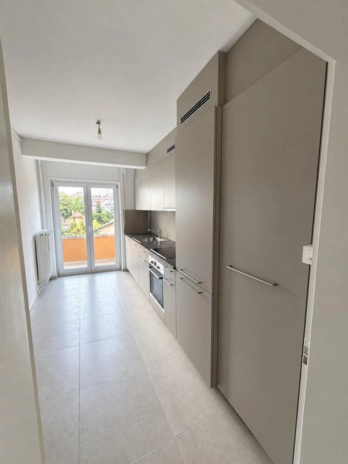 Appartement rénové à Fribourg - Photo 1 sur 7
