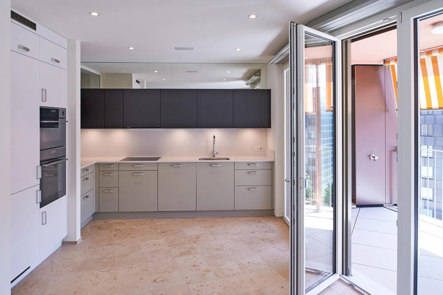 Modernes Apartment im Guggachpark - Foto 3 von 8