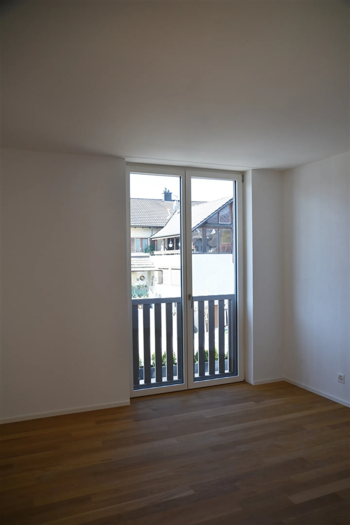 Appartement moderne de 3.5 pièces avec grand balcon - N° 1.6 - Photo 9 sur 9