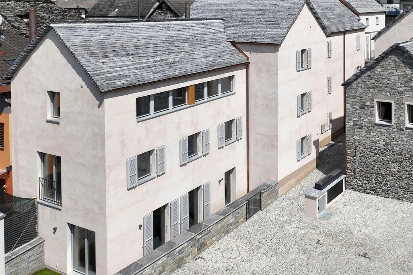 Casa A – Primary residence in the heart of Gordola. - Photo 3 of 3