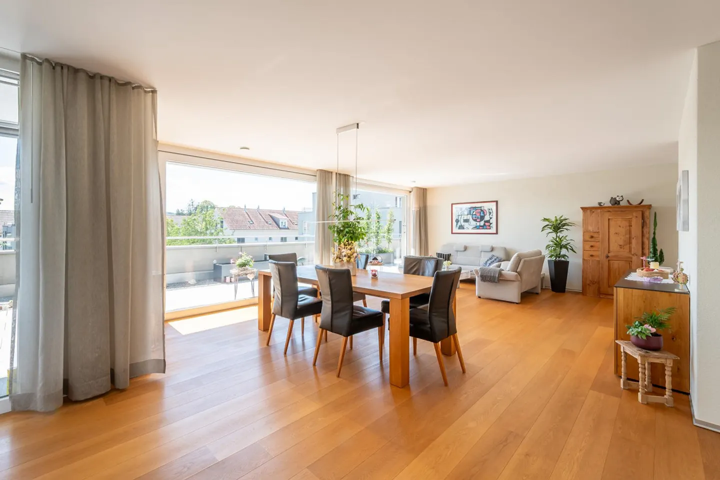 Exklusive Attikawohnung mit fantastischer Panoramasicht - Foto 13 von 26