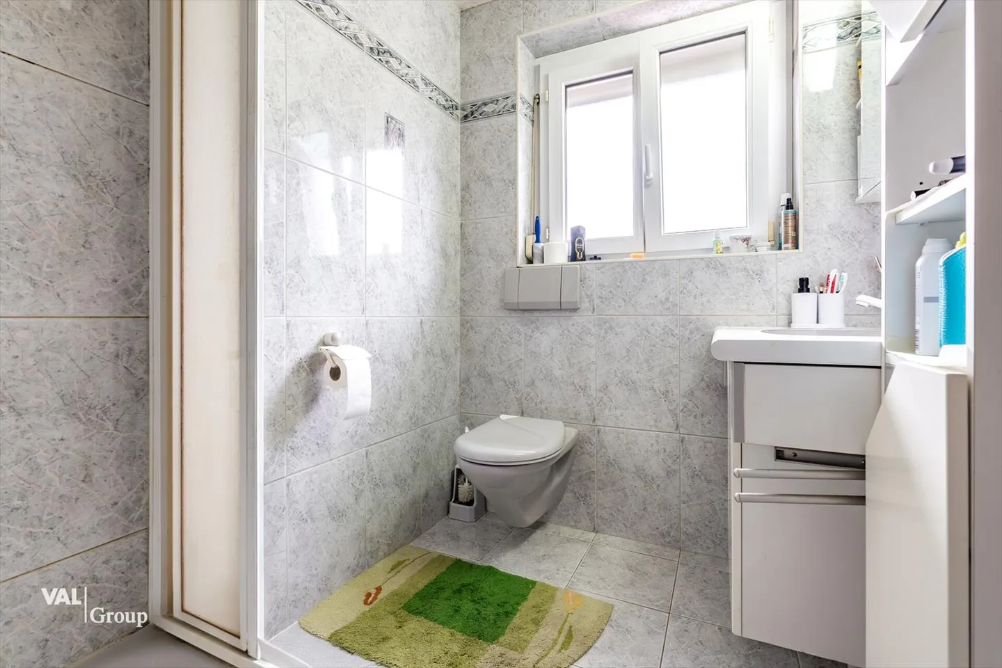Miracolo di spazio con charme - Duplex di 6,5 stanze nel cuore di Salgesch - Foto 10 di 13