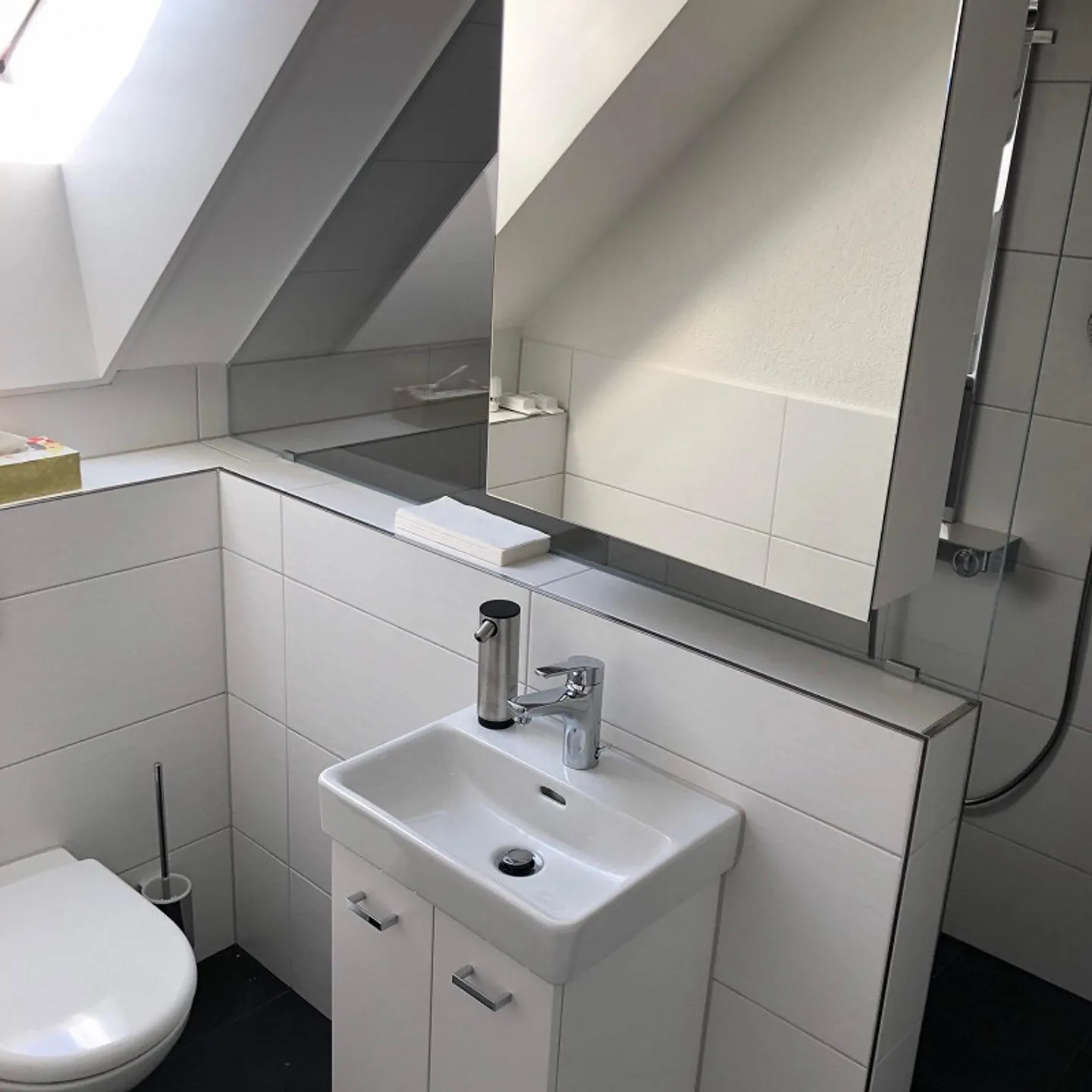 Office Bijou in the old village center of Zollikon - Photo 4 of 7