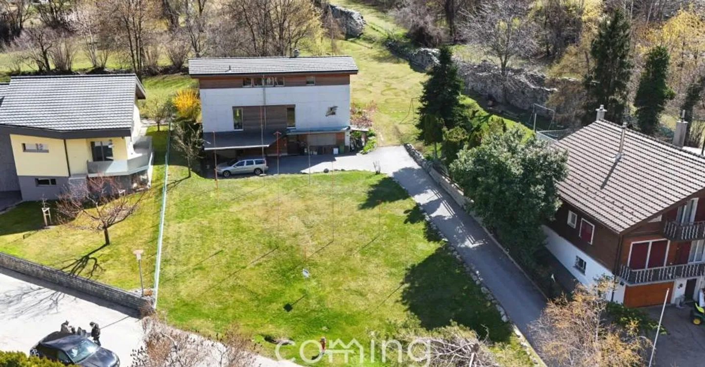 Immediately buildable in Gamsen - exclusive W2 building plot in a central location - Photo 6 of 8