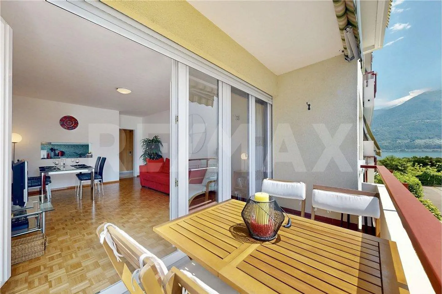 Cozy 3.5 Rooms in Central Location - Photo 1 of 13