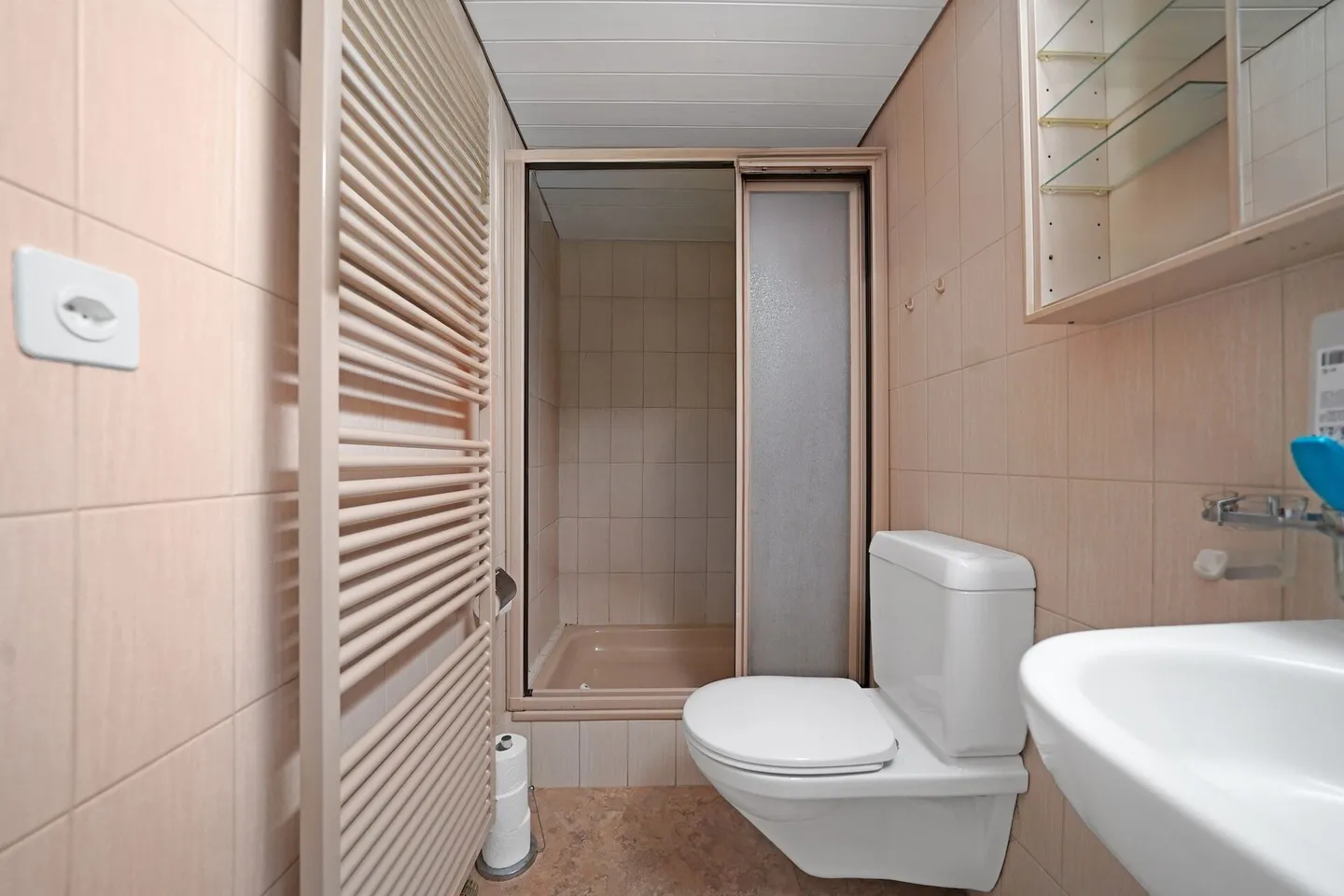 Maison individuelle avec appartement indépendant et redressement - Photo 17 sur 23