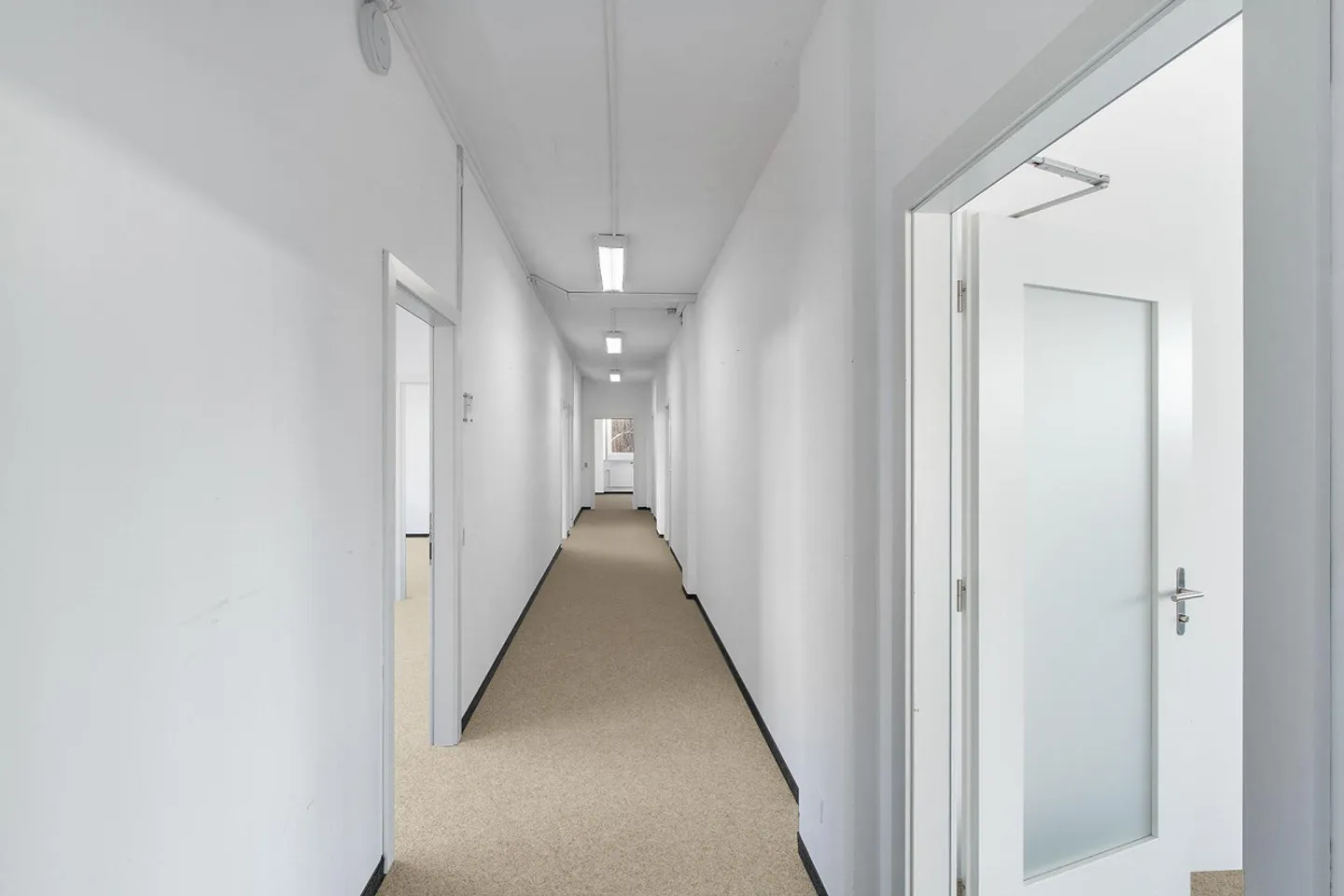 Bürofläche Am Bahnhof Glattbrugg - Foto 3 von 13