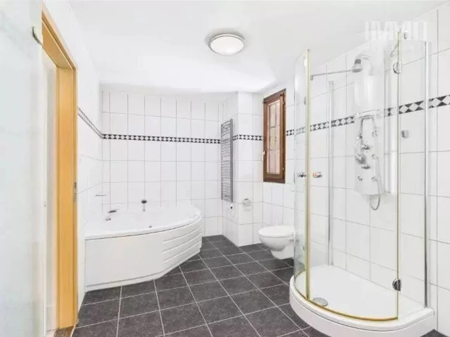 Charming village house in Sensine - Ideal opportunity for first investment - Photo 4 of 13