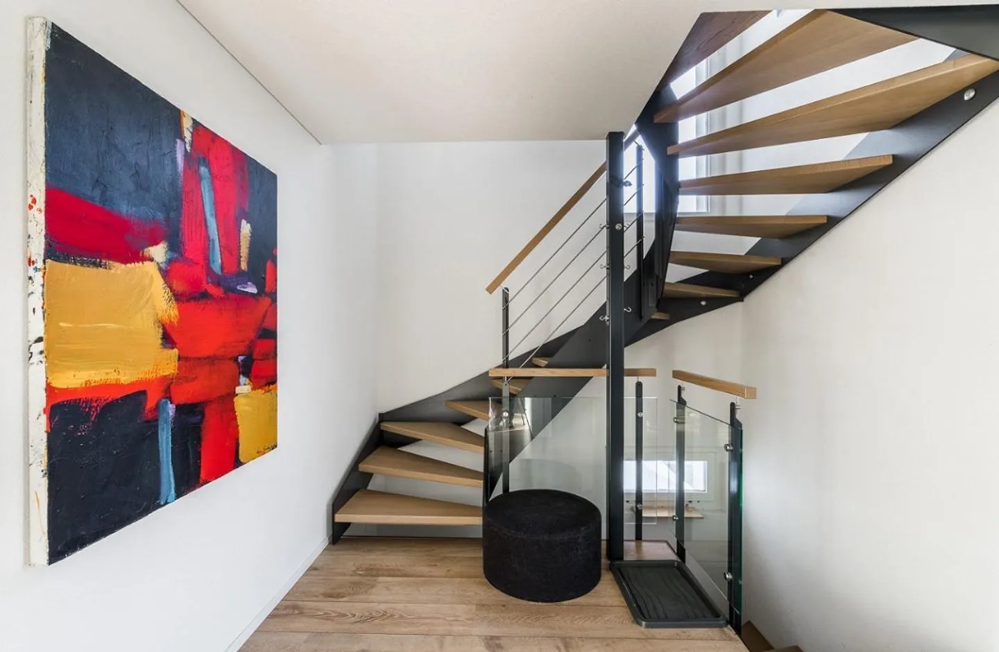 Maison individuelle dans un emplacement calme mais central dans la ville de Zug - Photo 5 sur 14