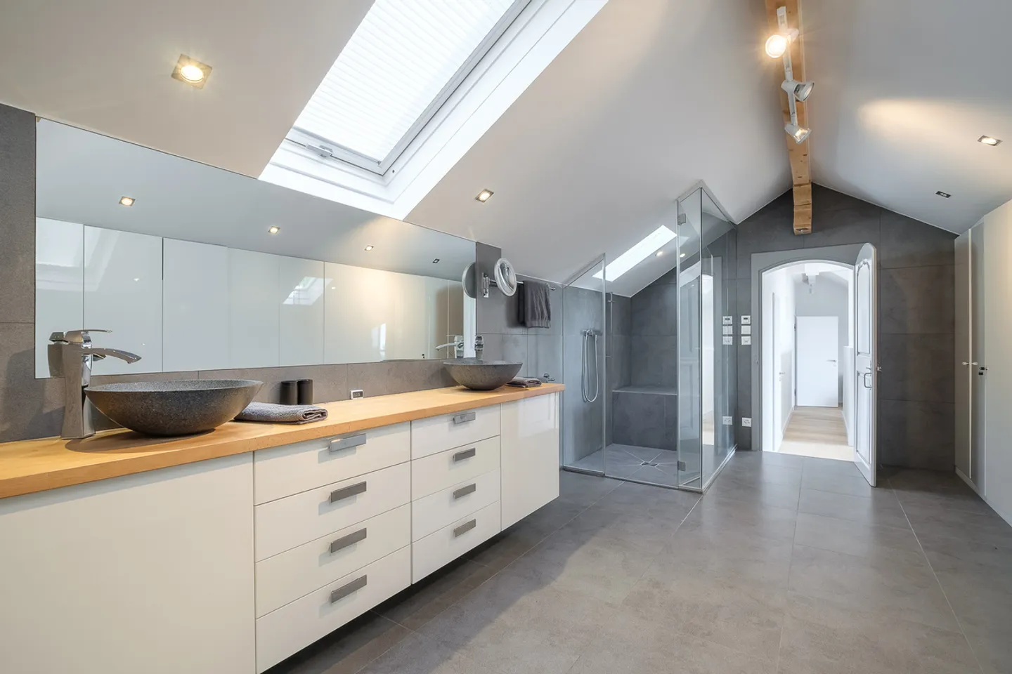 10-room house - Photo 11 of 13