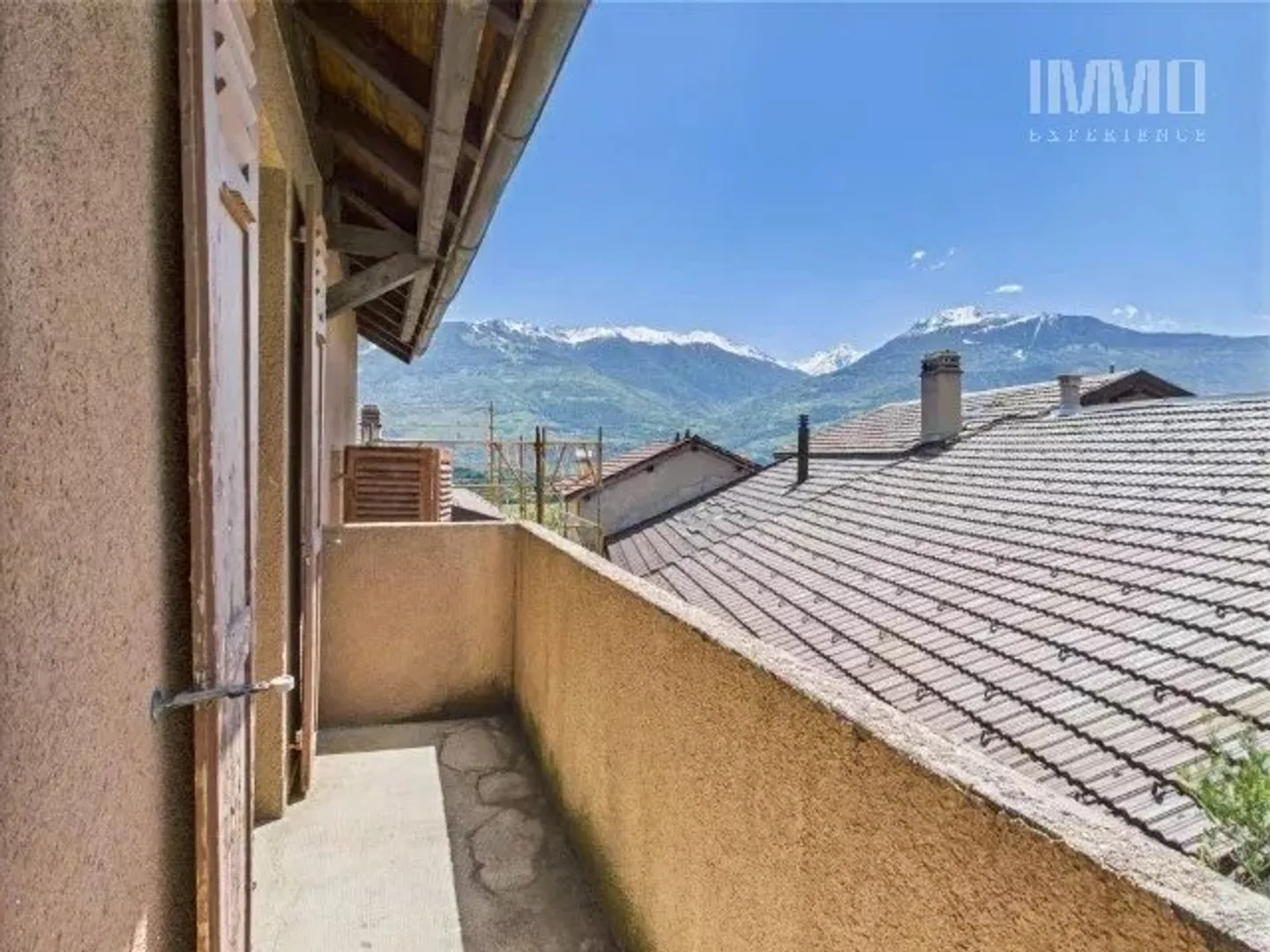 Charming village house in Sensine - Ideal opportunity for first investment - Photo 10 of 13