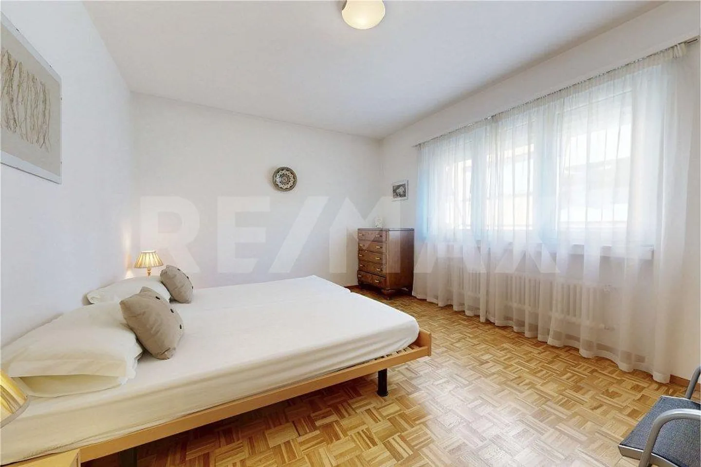 Cozy 3.5 Rooms in Central Location - Photo 4 of 13