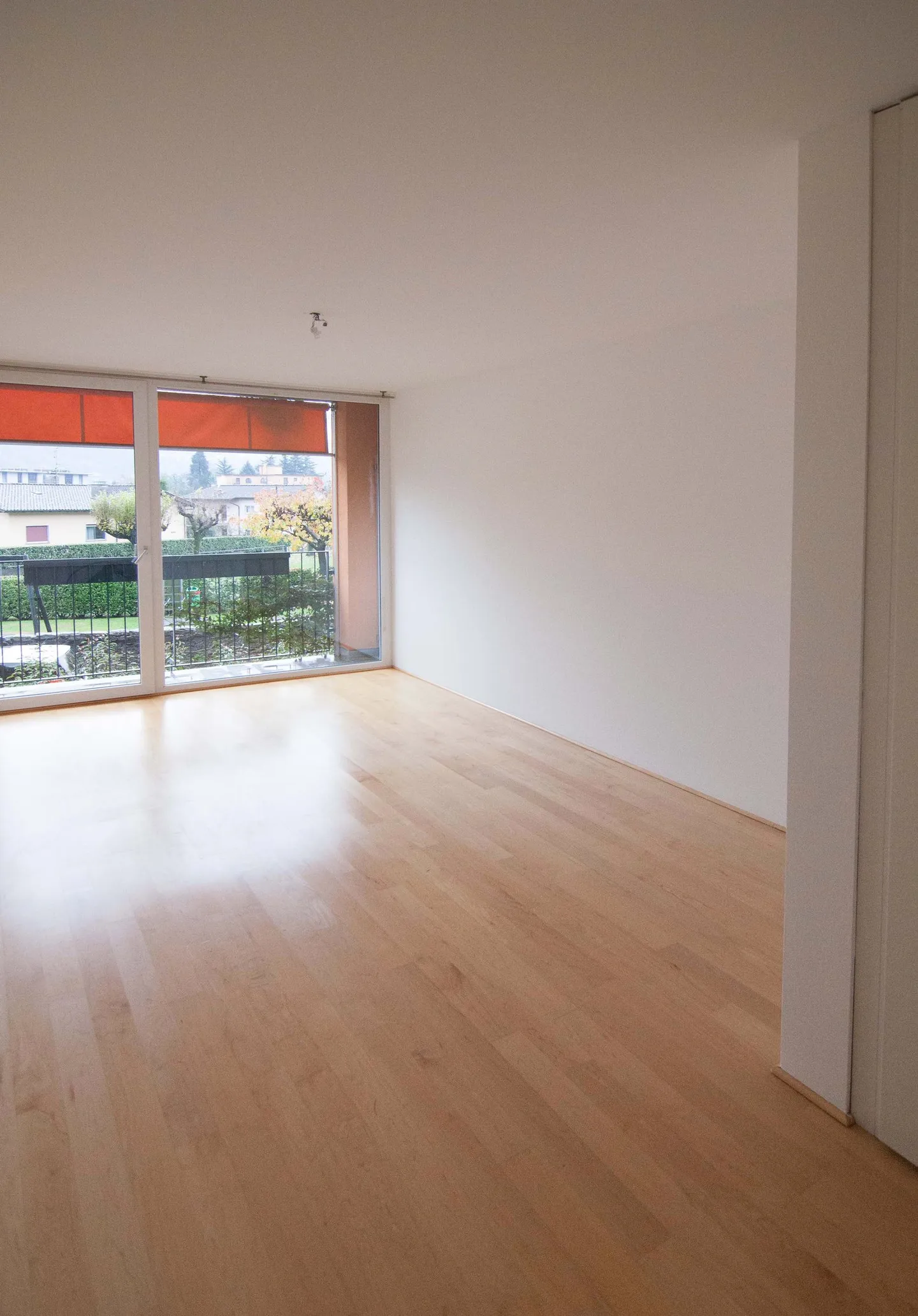 AGNO - TWO AND A HALF ROOM APARTMENT FOR RENT - Photo 4 of 6